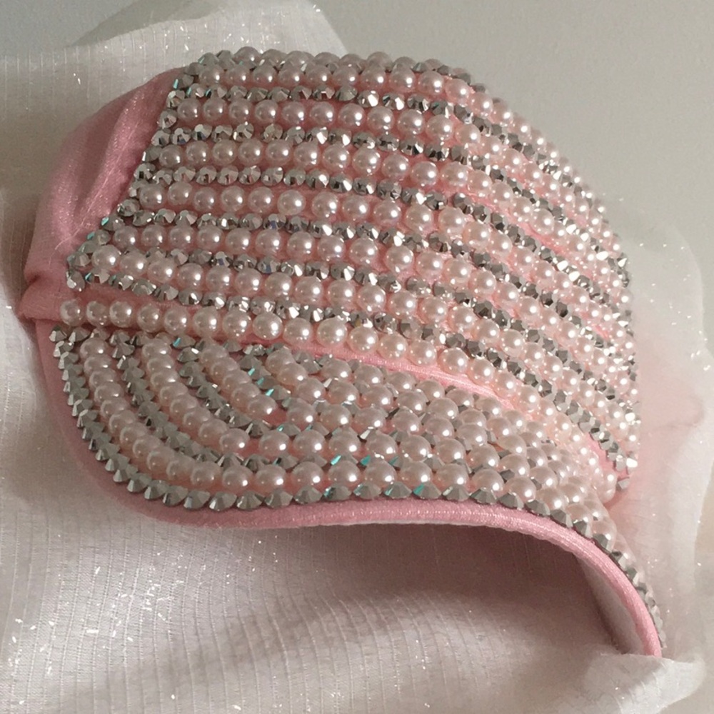 Pink Pearl and Rhinestone Cap
NEW! - Picture 3 of 10